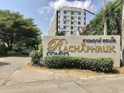 Ratchaphruek Condo