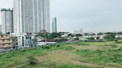 Charoen Nakhon River Place