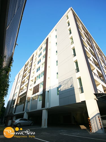 Baan Samsen Condominium