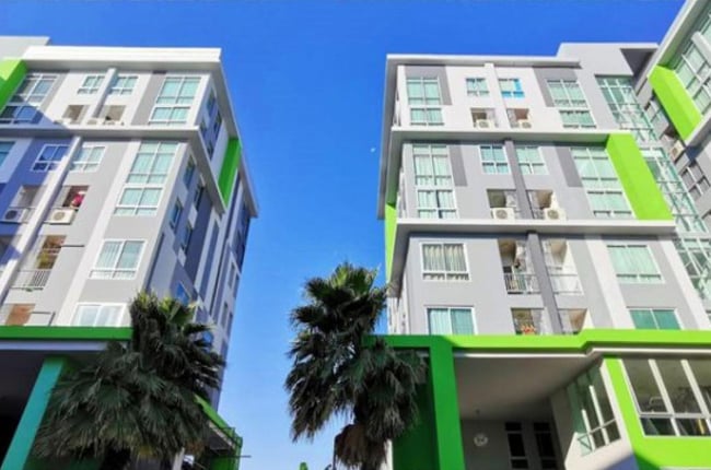 Zoom Condo 49
